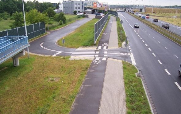 Przebudowa odwodnienia drogi ekspresowej S8 w zakresie dróg lokalnych w granicach m.st. Warszawy
